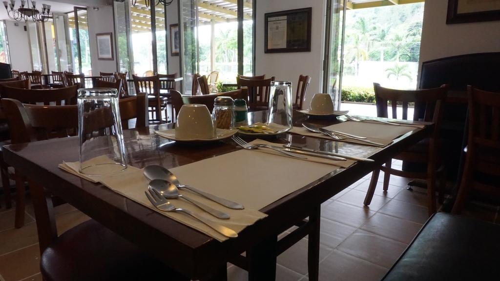 Loma Mesa de Ruitoque Hotel Ventura מראה חיצוני תמונה
