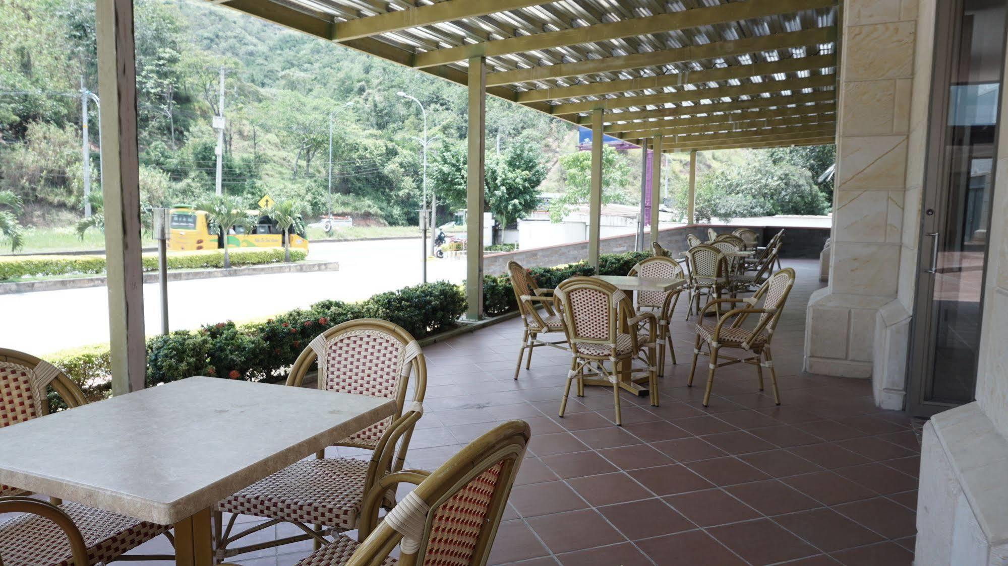 Loma Mesa de Ruitoque Hotel Ventura מראה חיצוני תמונה