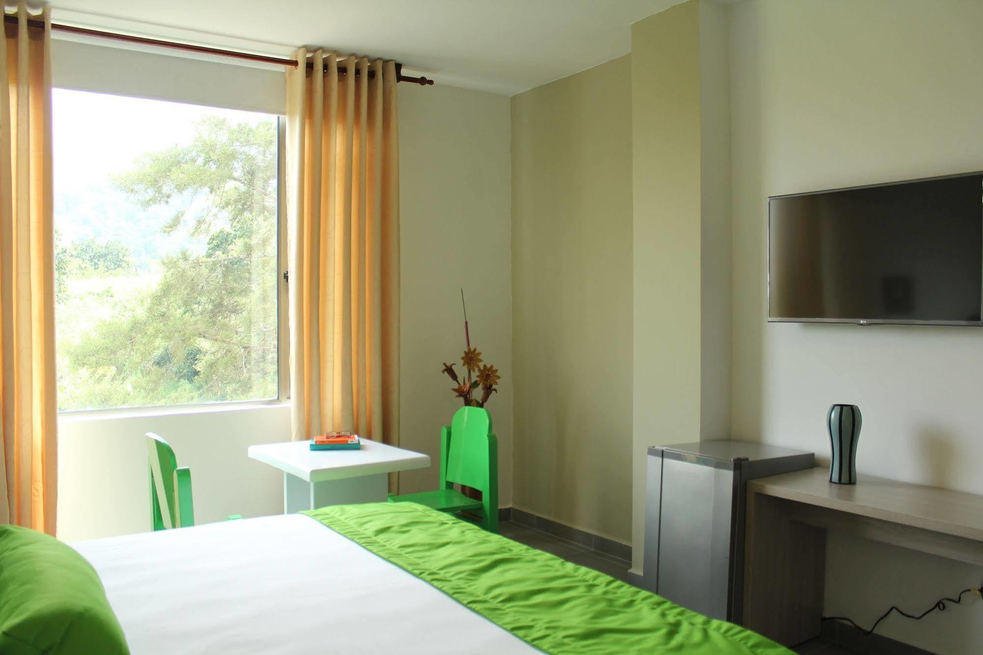 Loma Mesa de Ruitoque Hotel Ventura מראה חיצוני תמונה